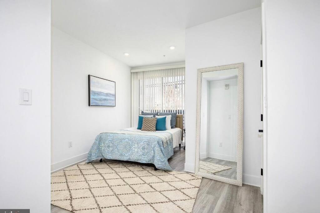Amazing Capital Hill Apt , Step Away Gym, Shopping Distrito de Colúmbia Exterior foto